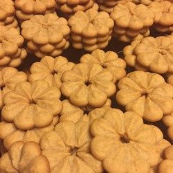 Melt In Your Mouth Peanut Butter Cookies - Allrecipes.com Butter Spritz Cookies, Cookie Press Recipes, Butter Cookies Christmas, Spritz Cookie Recipe, Butter Cookies Easy, Grilled Asparagus Recipes, Easy Peanut Butter Cookies, Christmas Cookies Gift, Chewy Peanut Butter Cookies