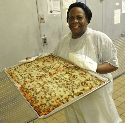 Remember your school cafeteria's rectangular pizza? This Alabama market sells it School Cafeteria Pizza Recipe, Mozzarella Cheese Sauce, School Cafeteria Food, School Pizza, School Lunch Recipes, Cafeteria Food, School Cafeteria, Old Fashioned Recipes, Pizza Recipe