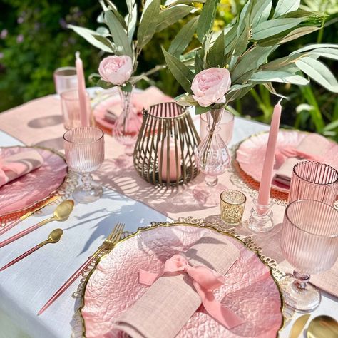 Indulge in the Pink Peony Garden tablescape, a manifestation of romance, femininity, and prosperity. Elevate your gatherings with this exquisite pink ensemble, designed to captivate your guests with its allure. Versatile and timeless, this set is suitable for year-round celebrations, adding a touch of elegance to any occasion. Perfect for gifting, the Pink Peony Garden tablescape is available in sets of 4 or 6 place settings, featuring a curated selection of décor essentials. The Pink Peony Gard Birthday Ideas Places To Go, Pink Table Cloth Decor, Pink Floral Tablescape, Roses Party Theme, Pink Outdoor Party, Black And Pink Table Setting, Rory Graduation, Pink Wedding Table Settings, Pink Christmas Tablescapes