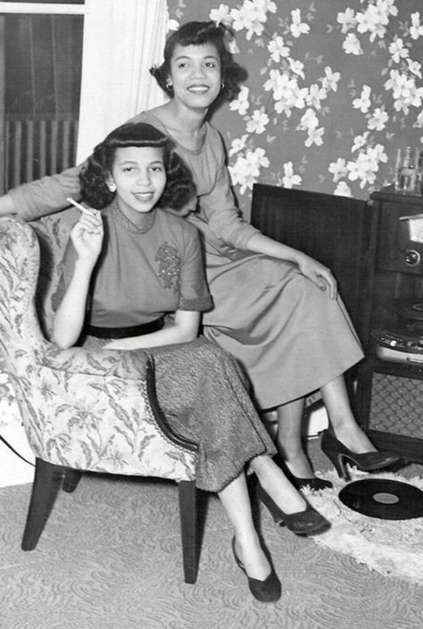 1950s Black Women, Outfits For Black Women, African American Fashion, Glamour Vintage, Friends Black, Vintage Black Glamour, Ideas Photography, Looks Black, Black Women Fashion