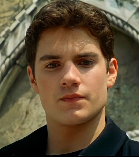 Henry Cavill Young Henry Cavill, Henry Cavill Tumblr, Young Henrys, Henry Cavill News, Film Man, Henry Williams, Ideal Man, Enola Holmes, Beautiful Lips