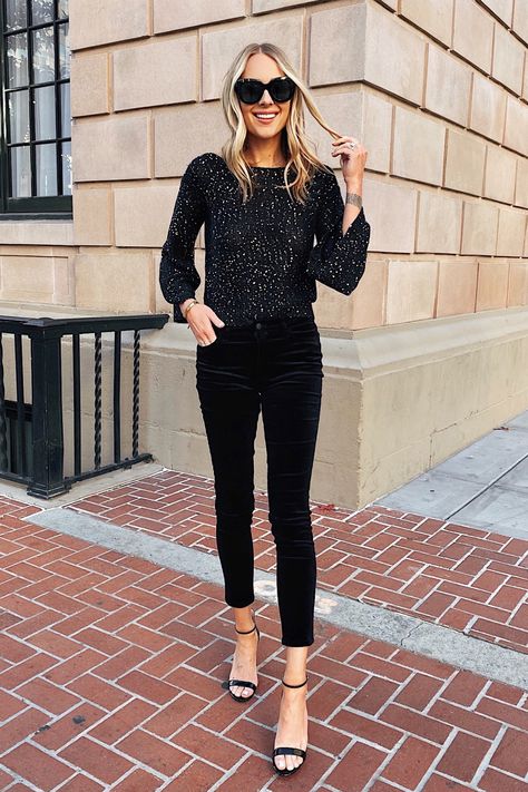 Black Sequin Top Outfit, Velvet Pants Outfit, Sequins Top Outfit, Black Velvet Pants, Black Sequin Top, Nye Outfits, Amy Jackson, Sequin Pants, New Years Outfit