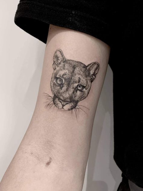 Tattoo Designs Inspiration, Rush Tattoo, Wolf Tattoo Forearm, Predator Tattoo, Rad Tattoos, Cheetah Tattoo, Leopard Tattoos, Om Tattoo, Wrist Tattoos For Women