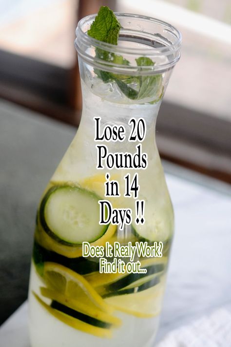 Lemon Water For Diabetics, Cucumber With Lemon Juice, Infused Lemon Water, Eat Your Water Foods, Drink For Losing Weight Water Recipes, Healthy Lemon Water Recipe, Losing Water Weight Quick, Water For Losing Weight Detox Drinks, Cucumber Lemon Water Recipe