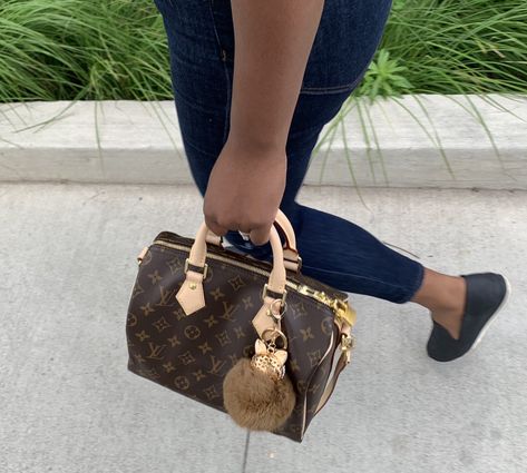 LV Speedy B 25 ❤️my bags Louis Vuitton Speedy Outfit, Lv Speedy Sizes, Speedy 20 Bandouliere, Louis Vuitton Speedy 30 Bandouliere, Lv Speedy 25, Speedy 25 Bandouliere, Louis Vuitton Speedy Bandoulière 25, Lv Speedy 25 Bandouliere, Lv Speedy