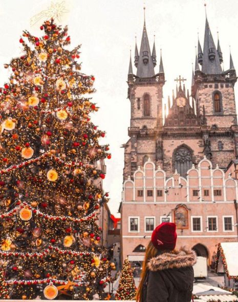 Prague Photo Ideas, Photo Ideas Christmas, Prague Christmas, Prague Photos, Travel Christmas, Prague Czech Republic, Prague Czech, Christmas Photography, Christmas Travel