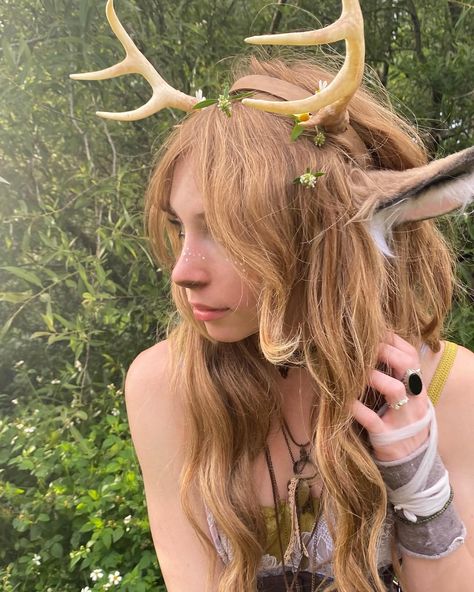 over the brook of the willows..₊˚✧𑁍.ೃ࿔*:･🦌🌲🪻🪷 #fairy #forestcore #fairycore #fairytale #fawncore #renfest #renfaire #fae Woodland Deer Costume, Fairy Faceclaim, Fawncore Outfit, Fairy Renfaire Outfit, Forest Girl Outfit, Forest Fairy Ren Faire, Deer Ren Faire Outfit, Renfair Outfits, Deer Ren Faire