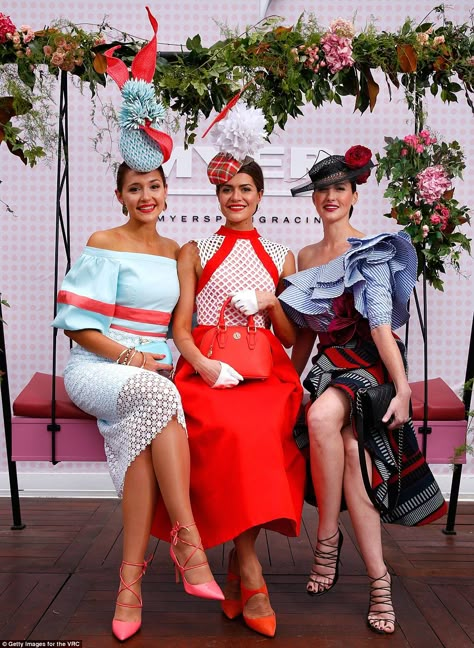 High Tea Outfits, Race Dress, Stile Pin Up, Spring Racing Fashion, Derby Dresses, Kentucky Derby Attire, Melbourne Cup Fashion, Race Fashion, Ascot Outfits