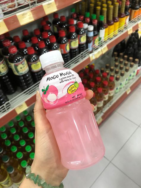 Mugo Mugo Drink, Mogumogu Drink, Gta Funny, Lychee Juice, Mogu Mogu, Pink Kpop, Japanese Snacks, Pink Drinks, Pink Vibes