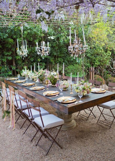 Rustic Wedding Decorations, Outdoor Dining Room, Outdoor Dining Spaces, Mesa Exterior, Table Set Up, Garden Parties, Cool Ideas, Decor Minimalist, Al Fresco Dining