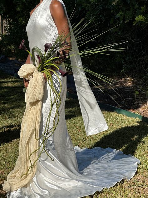 Calla Lily Bridal Bouquet, Lily Bridal Bouquet, Calla Lily Bridal, Calla Lily Bouquet, Lily Wedding, Unique Bouquet, Bouquet Design, Wedding Mood, Italian Wedding