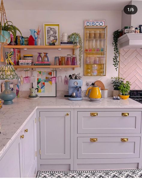 Hip Home Decor, Kitschy Interior Design, Coastal Cozy Kitchen, Colorful Open Concept Home, Eccentric Kitchen Ideas, Colorful Eclectic Home Kitchen, Whimsical Apartment Decor, Decor Styles Types Of, Kitchen With Pops Of Color