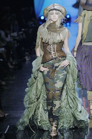 2008 Fashion, Military Inspired Fashion, Army Dress, Army Look, Paul Gaultier Spring, Pirate Fashion, Camouflage Outfits, Camo Fashion, Green Gown