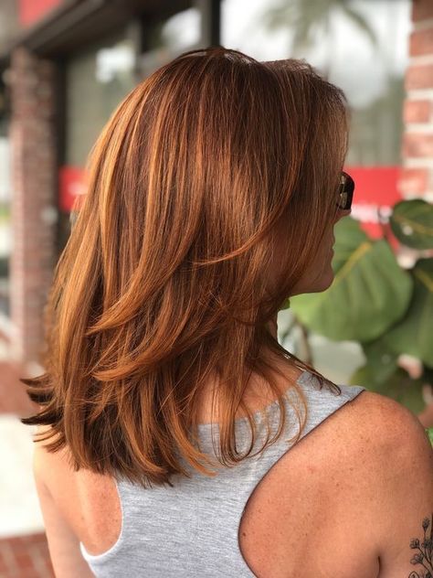 Shoulder Length Hair Redhead, Sun Kissed Auburn Hair, Face Framing Hair Cuts Medium Length, Aveda Red Hair Color, Mid Length Copper Hair, Red Hair Mid Length, Red Hair Haircuts, Medium Length Haircut Red Hair, Ginger Lob