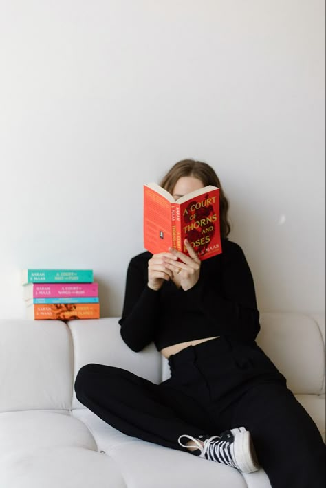 How To Pose With Books, Photography With Books Ideas, Bookshelves Photoshoot, Reading Portrait Photography, Posing With Books Photography, Creative Bookstagram Photos, Self Portrait With Books, Book Branding Photoshoot, Author Book Photoshoot