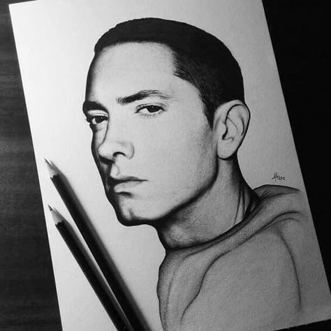 Rapper Drawings Easy, Eminem Drawing Sketches, Eminem Sketch, Eminem Fanart, Eminem Art, Eminem Drawing, Dog Pencil Drawing, Tattoo Cool, Sketches Tattoo