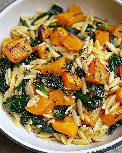 Creamy Orzo Butternut Squash, Creamy Orzo Pasta With Roasted Butternut Squash, Creamy Orzo Pasta With Butternut Squash, Butternut Squash Spinach Recipes, Creamy Orzo With Spinach And Roasted Butternut Squash, Butternut Squash Orzo, Creamy Orzo Pasta, Butternut Squash And Spinach, Spinach Orzo