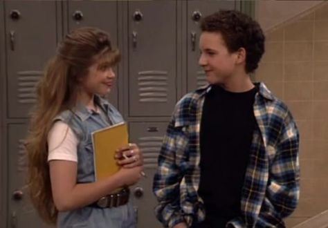 Cory & Topanga - Boy Meets World Cory And Shawn, Cory Matthews, Fit Actors, Cory And Topanga, Danielle Fishel, Favorite Tv Characters, World Icon, Manic Pixie Dream Girl, 80’s Fashion