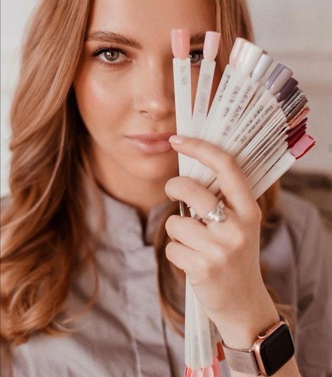 Hair Salon Pictures, Business Portrait Photography, Business Nails, Salon Pictures, Creation Photo, Business Photoshoot, Nail Pictures, Artist Branding, Beauty Photoshoot