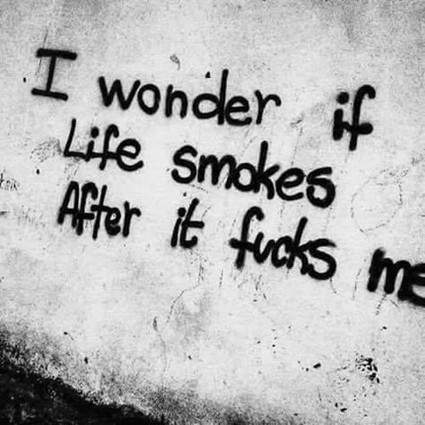 Graffiti Quotes, Grunge Quotes, Puff And Pass, Deep Thought Quotes, Pretty Words, Quote Aesthetic, Pretty Quotes, Thoughts Quotes, Relatable Quotes