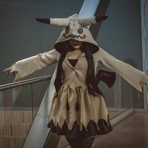 Pokemon Costume Ideas, Mimikyu Outfit, Mimiku Costume, Mimikyu Costume, Mimikyu Cosplay, Cosplay Pokemon, Pokemon Costumes, Pokemon Clothes, Pokemon Cosplay