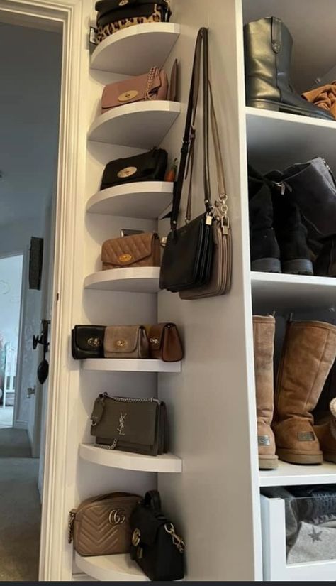 Purse Storage Ideas, Small Bedroom Makeover, Storage Ideas For Small Spaces, Room Organization Bedroom, Bag Closet, Purse Storage, Luxury Closets Design, Closet Renovation, Handbag Storage