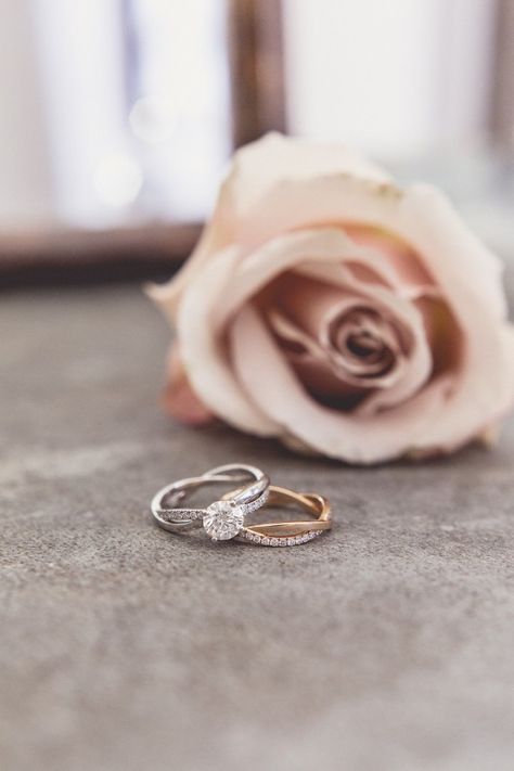 passion for flowers and de beers diamond rings Debeers Engagement Ring, Rings Wallpaper, Ring Pic, Beautiful Wedding Makeup, Decorations For Wedding, Top Wedding Dress Designers, Ring Photography, Ideas For Wedding Decorations, Jewelry Photography Styling