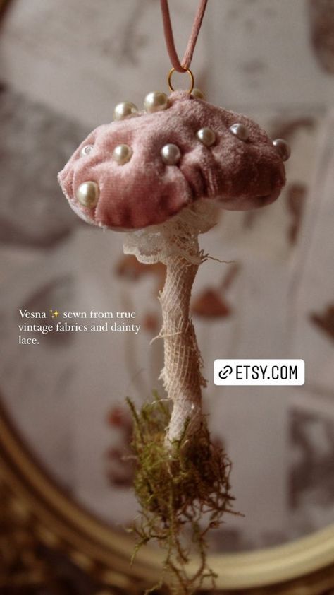 Velvet Mushrooms, Handmade Mushrooms, Creative Christmas Tree Ideas, Diy Christmas Trees, Mushroom Crafts, Curated Home, Mushroom Decor, Textile Crafts, Woodland Christmas