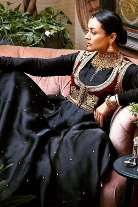 Shop for Rohit Bal Black Cotton Silk Velvet Jacket And Chanderi Anarkali Set for Women Online at Aza Fashions Black Angrakha Anarkali, Rohit Bal Anarkali, Jacket Anarkali Dresses, Short Suit Outfit Women, Velvet Outfits For Women, Anarkali With Jacket, Velvet Anarkali, Chanderi Anarkali, Velvet Suit Design