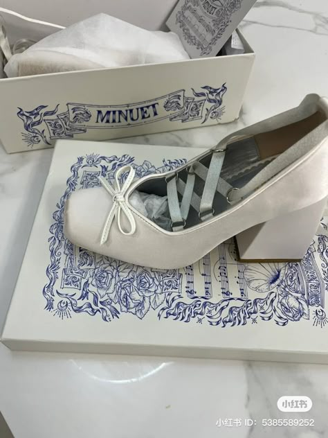 White Ballet Flats, Ballet Heels, Feminine Shoes, Aesthetic Shoes, Swag Shoes, White Heels, Pretty Shoes, Dream Shoes, Cute Shoes