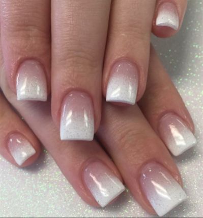 Ombre nails french Ombre Nails Dip, Winter Ombre Nails, Glitter Dip Powder Nails, Sns Powder, Nail Dipping Powder Colors, Nail Diamond, Nailart Glitter, Dip Nail Colors, Ombre Nail Art Designs