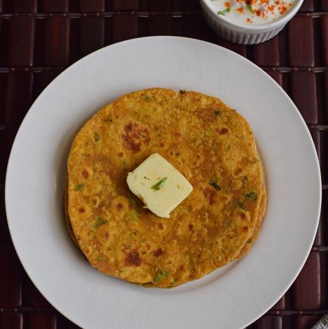 Cheesy Potato Lollipop Recipe | Kids Snack Pizza Muffins Recipe, Chapati Recipe, Chapati Recipes, Indian Flatbread, Idli Dosa, Garlic Chutney, Veg Snacks, Roti Recipe, Chaat Masala