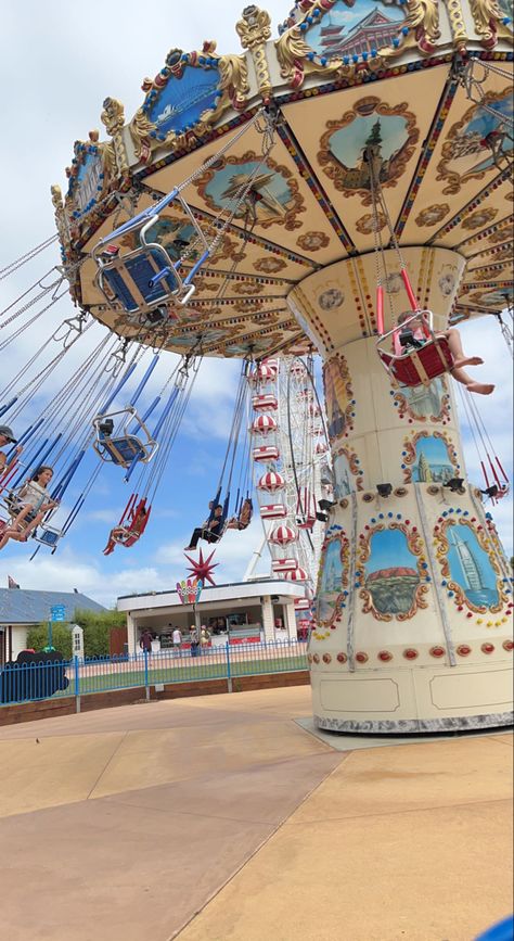 Park Aesthetic, Amusement Rides, Fun Park, Luna Park, My Photo Gallery, Birthday Photoshoot, Amusement Park, Goa, Summer Aesthetic