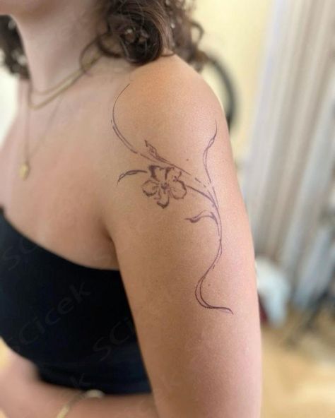 Small Dragon Spine Tattoo, Long Tattoos For Women, Ornamental Spine Tattoos, Hip Tattoo Flower, Arm Flower Tattoo, Self Love Tattoo, Drawing Styles, Small Pretty Tattoos, Petite Tattoos