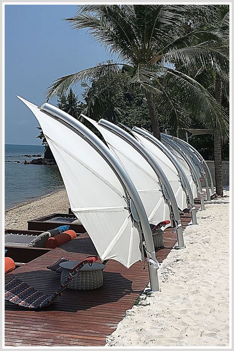 Patio Umbrellas - Yes, Everybody Wants It! Isn't that what you are searching for? Visit now for more ideas. Best Patio Umbrella, Useful Ideas, Summer Gathering, Garden Store, Market Umbrella, Garden Tips, Patio Umbrellas, Outdoor Oasis, Lawn Garden