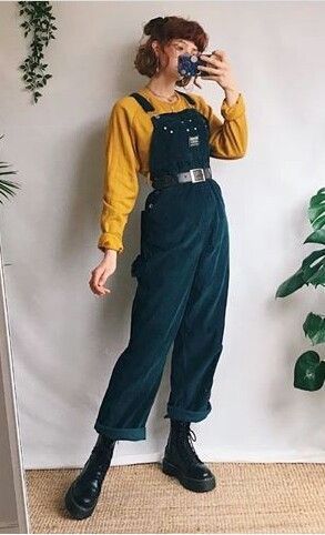 𝙥𝙞𝙣𝙩𝙚𝙧𝙚𝙨𝙩: @𝙖𝙚𝙨𝙩𝙝𝙚𝙩𝙞𝙘𝙡𝙭 Indie Shoes, Wedges Outfit, Ad Fashion, Outfit Vintage, Indie Outfits, 가을 패션, Dressy Tops, Mode Vintage, Looks Vintage