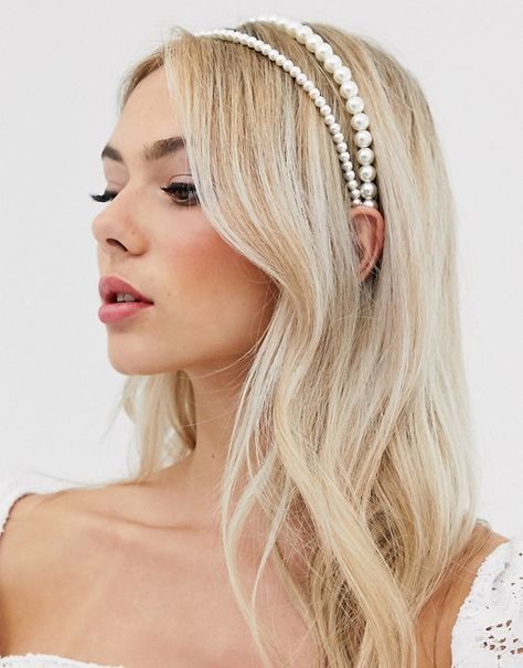 Pearl Headband Hairstyles, Double Headband, Trendy We Fryzurach, Hair Tiara, Wedding Hair Trends, Hair Accessories Pearl, Bride Hair Accessories, Pearl Headband, Headband Styles