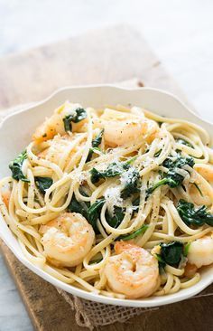 Lighten up dinnertime with this #easy Shrimp and Lemon Spinach Linguine recipe. Spinach Linguine, Shrimp Linguine Recipe, Shrimp And Scallop Recipes, Lemon Spinach, Shrimp Spinach, Tuscan Shrimp, Shrimp Linguine, Linguine Recipes, Lemon Shrimp