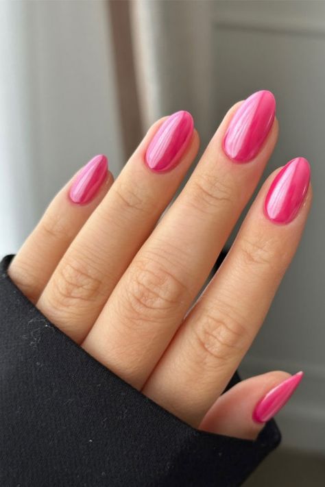 pink nails, pink glazed nails, summer nails, simple pink nails, summer nails color Pink Glazed Nails, Nails Simple Pink, Rich Girl Nails, Simple Pink Nails, Pantone Wedding Colors, Glazed Nails, Strawberry Nails, Pink Tip Nails, Dark Pink Nails