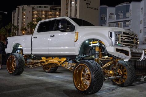 2017 Ford F 250 SEMA Show Truck Lifted Winter Truck, Custom Lifted Trucks, Chevy Diesel Trucks, Lifted Jeep, Lifted Chevy, Lifted Chevy Trucks, Lifted Truck, Jacked Up Trucks, Show Trucks