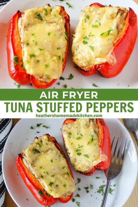 Tuna Bell Pepper, Tuna Melt Stuffed Peppers, Bell Pepper Tuna Melt, Tuna Melt Peppers, Tuna Melts In Air Fryer, Air Fryer Tuna Melt, Air Fryer Stuffed Peppers, Tuna Stuffed Peppers, Classic Tuna Melt