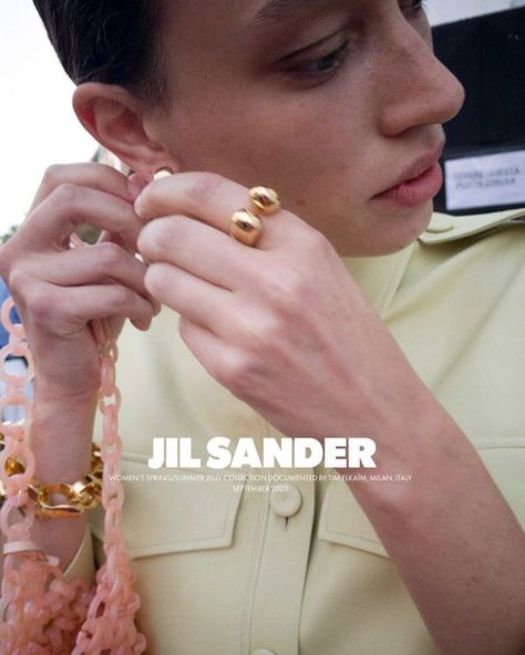 Jil Sander Spring Summer 2021 Ad Campaign | Art8amby's Blog Sophie Koella, Jewelry Content, Jewelry Editorial, Campaign Fashion, Jewelry Photoshoot, Fashion Photography Inspiration, Jewelry Photography, Oui Oui, Clothes Horse