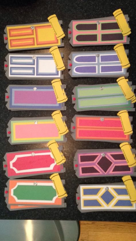 Monsters Inc themed door decs. the names went on the scream/laugh cans. #ferrisstate #RA Disney Door Decs, Monsters Inc Doors, Res Life Door Decs, Door Decorations College, Ra Themes, Monster Inc Birthday, Trendy Door, Disney Classroom, Res Life