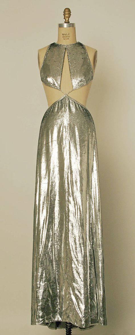 " Mercury Dress"...pair this vintage bombshell with the Vendome "Twiggy" earrings! Mercury Dress, Geoffrey Beene, 1990s Fashion, Costume Institute, Vintage Gowns, Thierry Mugler, Vintage Couture, Carrie Bradshaw, Mode Vintage