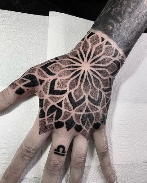 Mandala Tattoo Men, Dot Work Mandala, Halftone Art, Geometric Tattoo Pattern, Mandala Hand Tattoos, Henna Mandala, Temecula California, Zodiac Tattoos, Instagram Tattoo