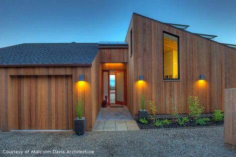 Western Red Cedar Siding Gallery - Real Cedar Cedar House Siding, Vertical Wood Siding, Siding Styles, Shiplap Siding, Mid Century Exterior, Cedar Lumber, Vertical Siding, Sea Ranch, Cedar Homes