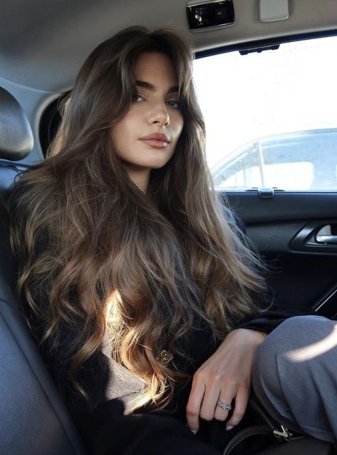 French Haircut, Rambut Brunette, Haircuts For Medium Hair, Hair Inspo Color, Dream Hair, Long Hair Cuts, Brunette Hair, Aesthetic Hair, Brunette Hair Color