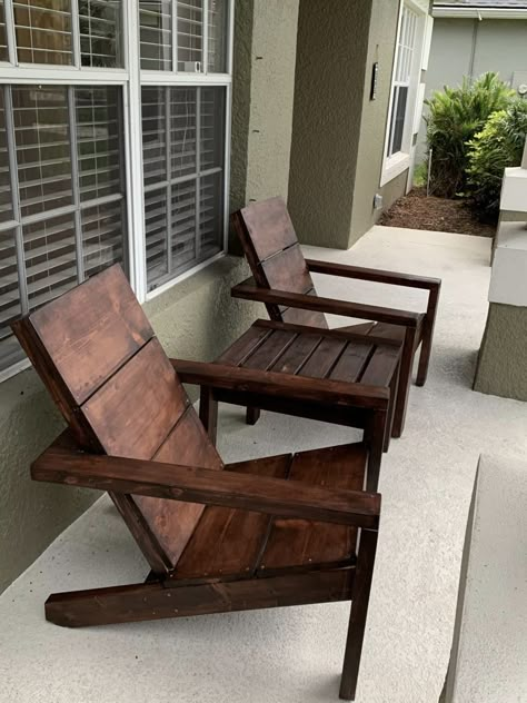 Patio Chairs And Table, Outdoor Side Table Modern, Wood Projects Chair, Garden Chairs Outdoor Wood, Weather Proof Outdoor Furniture, Outdoor Fire Pit Chairs, Diy Fire Pit Chairs, 2x4 Adirondack Chair Plans Free, Outdoor Side Table Diy