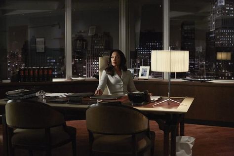 Jessica Pearson, Work Vision Board, Suits Usa, Gina Torres, Law School Inspiration, Suits Tv Shows, Suits Tv, Women Lawyer, Life Vision Board