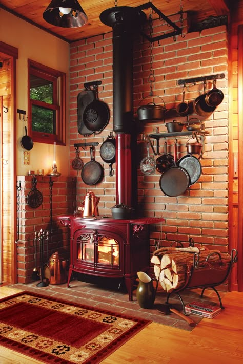 Wood Stove Decor, Wood Stove Surround, Stove Decor, Wood Stove Hearth, Wood Burning Stoves Living Room, Wood Stove Cooking, Wood Stove Fireplace, Cabin Living, Stove Fireplace